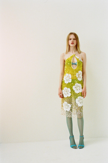Fotoservizio/SS 2024/WOMEN/PRESENTAZIONE/DES_PHEMMES/DP2/26
