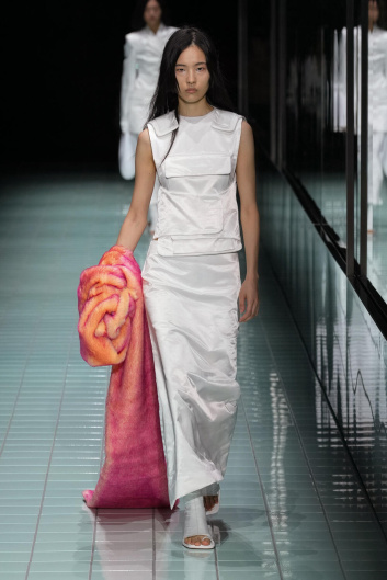 Fotoservizio/SS 2024/WOMEN/SFILATA/SPORTMAX/DP2/6