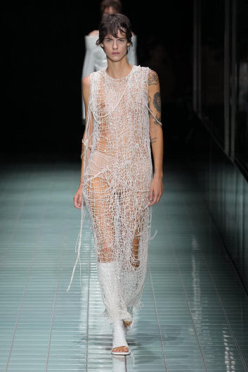 Fotoservizio/SS 2024/WOMEN/SFILATA/SPORTMAX/DP2/8