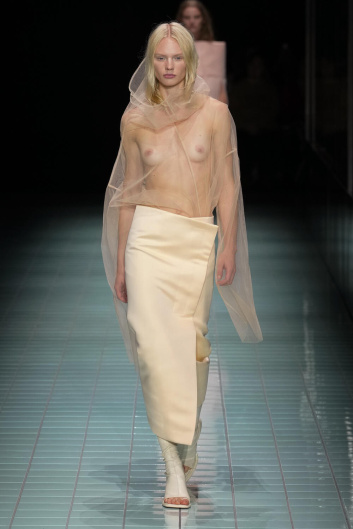 Fotoservizio/SS 2024/WOMEN/SFILATA/SPORTMAX/DP2/8