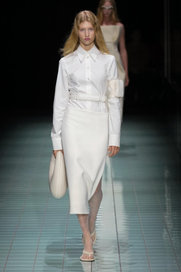 Fotoservizio/SS 2024/WOMEN/SFILATA/SPORTMAX/DP2/2