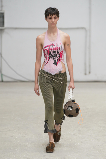 Fotoservizio/SS 2024/WOMEN/SFILATA/CORMIO/DP2/2