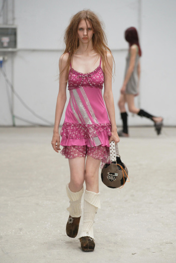 Fotoservizio/SS 2024/WOMEN/SFILATA/CORMIO/DP2/8