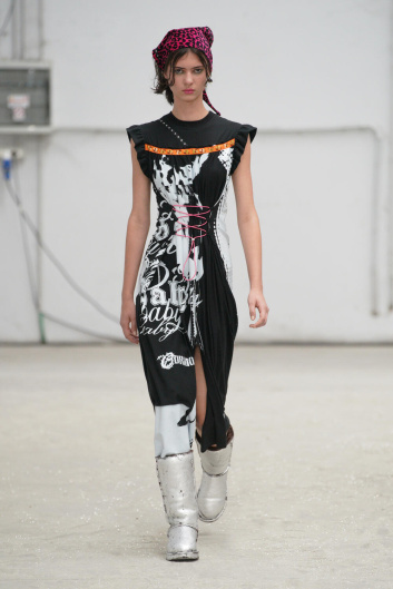 Fotoservizio/SS 2024/WOMEN/SFILATA/CORMIO/DP2/8