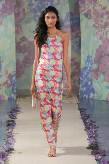 Fotoservizio/SS 2024/WOMEN/SFILATA/LUISA BECCARIA/DP2/2