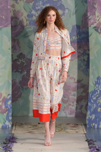 Fotoservizio/SS 2024/WOMEN/SFILATA/LUISA BECCARIA/DP2/18