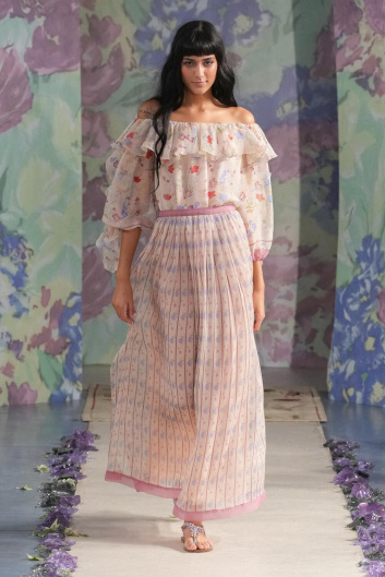 Fotoservizio/SS 2024/WOMEN/SFILATA/LUISA BECCARIA/DP2/22