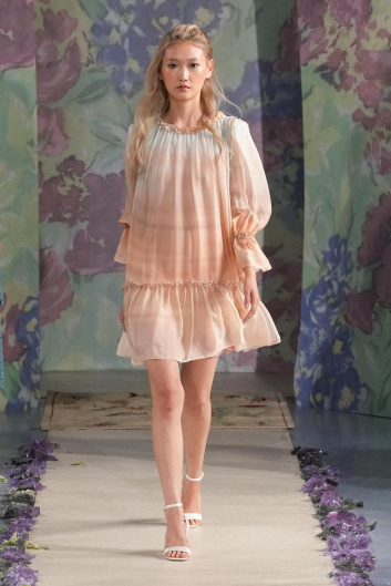 Fotoservizio/SS 2024/WOMEN/SFILATA/LUISA BECCARIA/DP2/42