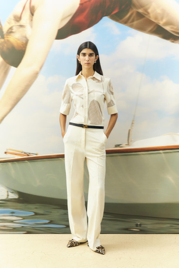 Fotoservizio/SS 2024/WOMEN/PRESENTAZIONE/BEATRICE .B/DP2/10