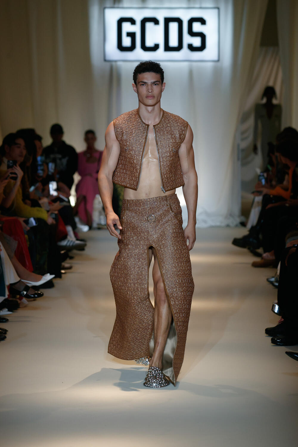 GCDS WOMEN SS 2024 - Foto #1