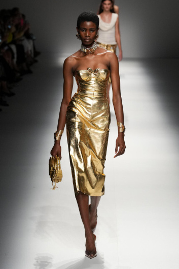 Fotoservizio/SS 2024/WOMEN/SFILATA/BLUMARINE/DP2/2
