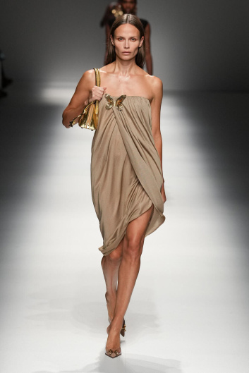 Fotoservizio/SS 2024/WOMEN/SFILATA/BLUMARINE/DP2/4