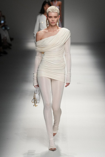 Fotoservizio/SS 2024/WOMEN/SFILATA/BLUMARINE/DP2/12