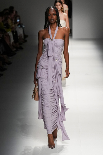 Fotoservizio/SS 2024/WOMEN/SFILATA/BLUMARINE/DP2/14
