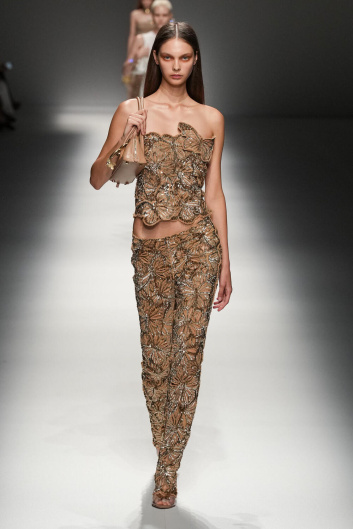 Fotoservizio/SS 2024/WOMEN/SFILATA/BLUMARINE/DP2/25