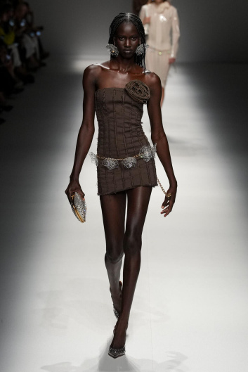 Fotoservizio/SS 2024/WOMEN/SFILATA/BLUMARINE/DP2/42