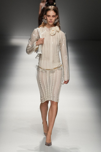 Fotoservizio/SS 2024/WOMEN/SFILATA/BLUMARINE/DP2/43