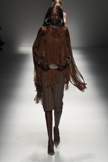 Fotoservizio/SS 2024/WOMEN/SFILATA/BLUMARINE/DP2/44