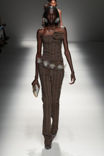 Fotoservizio/SS 2024/WOMEN/SFILATA/BLUMARINE/DP2/40