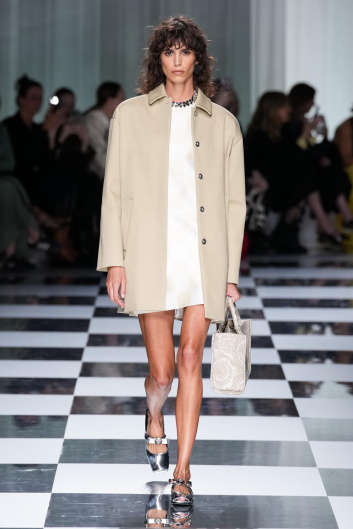 Fotoservizio/SS 2024/WOMEN/SFILATA/VERSACE/DP2/0