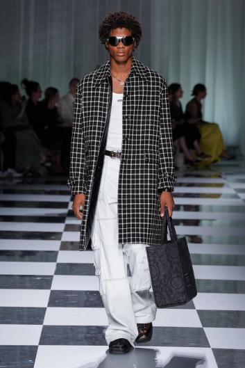 Fotoservizio/SS 2024/WOMEN/SFILATA/VERSACE/DP2/14