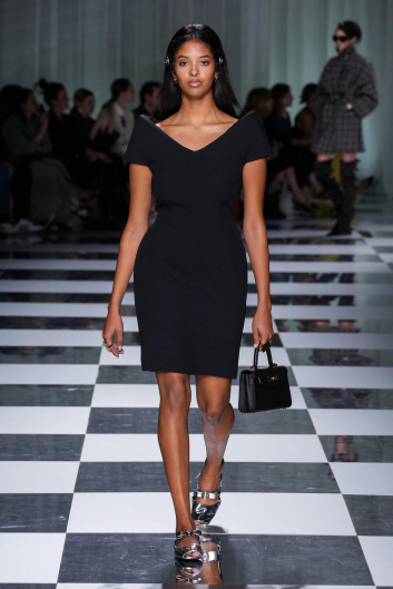 Fotoservizio/SS 2024/WOMEN/SFILATA/VERSACE/DP2/10
