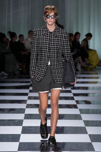Fotoservizio/SS 2024/WOMEN/SFILATA/VERSACE/DP2/12