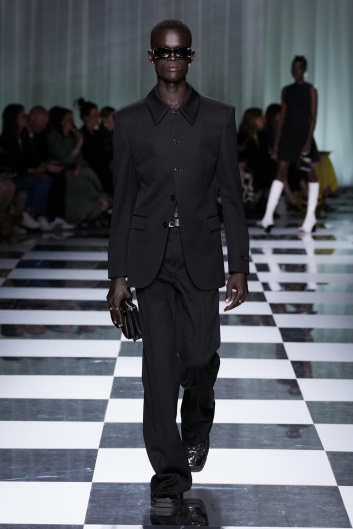 Fotoservizio/SS 2024/WOMEN/SFILATA/VERSACE/DP2/5