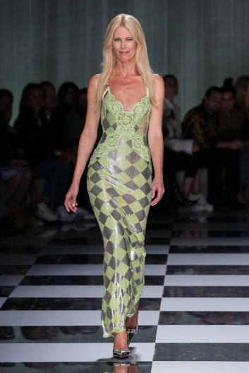Fotoservizio/SS 2024/WOMEN/SFILATA/VERSACE/DP2/16