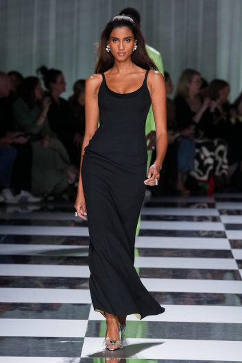 Fotoservizio/SS 2024/WOMEN/SFILATA/VERSACE/DP2/10