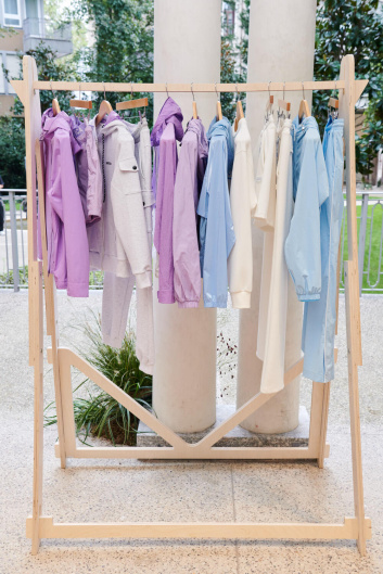 Fotoservizio/SS 2024/WOMEN/PRESENTAZIONE/DUVETICA/DP2/0