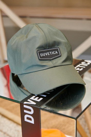 Fotoservizio/SS 2024/WOMEN/PRESENTAZIONE/DUVETICA/DP2/45