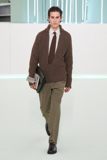 Fotoservizio/SS 2024/WOMEN/SFILATA/BOSS/DP2/2