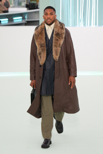 Fotoservizio/SS 2024/WOMEN/SFILATA/BOSS/DP2/3