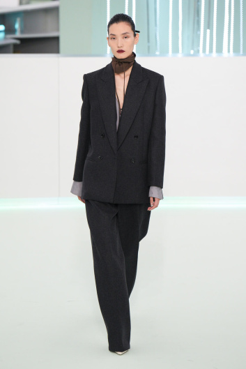 Fotoservizio/SS 2024/WOMEN/SFILATA/BOSS/DP2/7