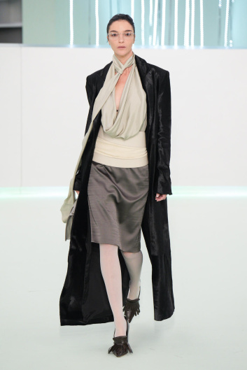 Fotoservizio/SS 2024/WOMEN/SFILATA/BOSS/DP2/2
