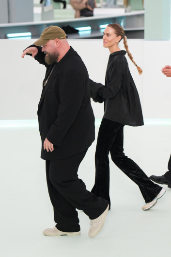 Fotoservizio/SS 2024/WOMEN/SFILATA/BOSS/DP2/0
