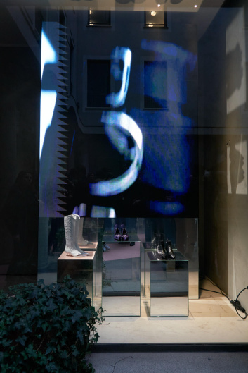 Fotoservizio/FW 23-24/WOMEN/PRESENTAZIONE/AGL/DP2/1