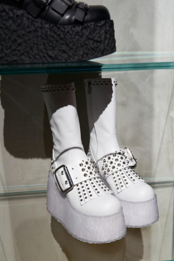 Fotoservizio/FW 23-24/WOMEN/PRESENTAZIONE/AGL/DP2/15