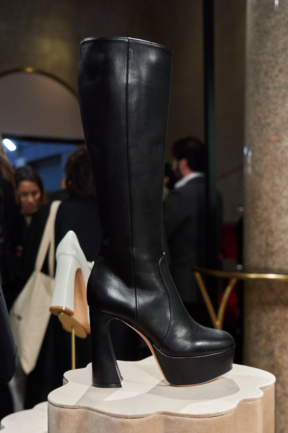 GIANVITO ROSSI WOMEN FW 23-24 - Foto #16