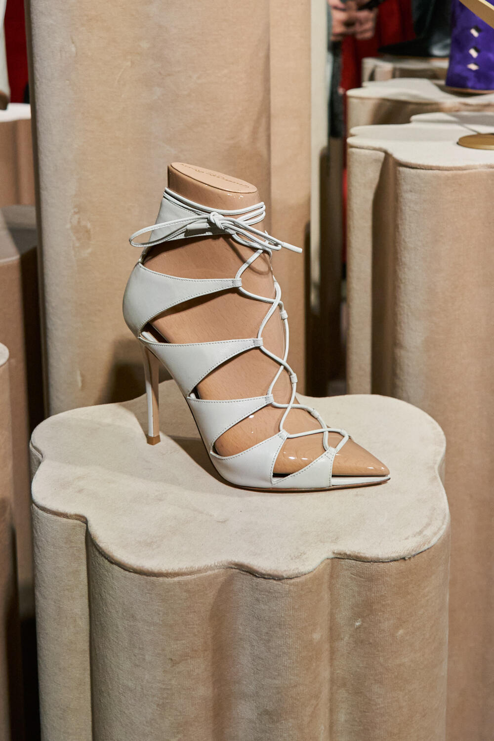 GIANVITO ROSSI WOMEN FW 23-24 - Foto #17