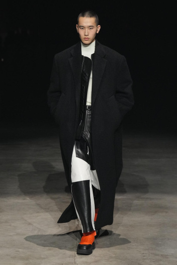 Fotoservizio/FW 23-24/WOMEN/SFILATA/JIL SANDER/DP2/1
