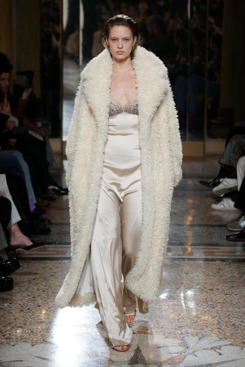 Fotoservizio/FW 23-24/WOMEN/SFILATA/ERMANNO SCERVINO/DP2/1