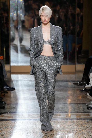Fotoservizio/FW 23-24/WOMEN/SFILATA/ERMANNO SCERVINO/DP2/0