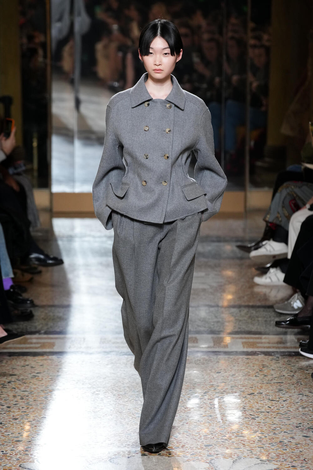 ERMANNO SCERVINO WOMEN FW 23-24 - Foto #3