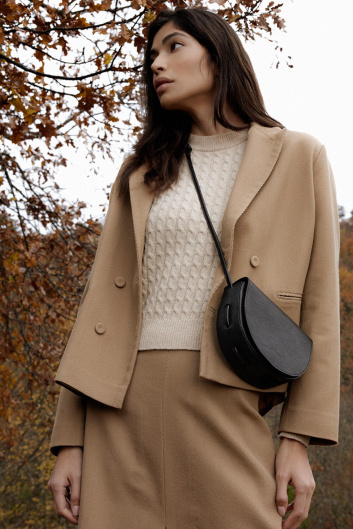 Fotoservizio/FW 23-24/WOMEN/PRESENTAZIONE/IL BISONTE/DP2/6