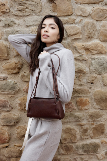 Fotoservizio/FW 23-24/WOMEN/PRESENTAZIONE/IL BISONTE/DP2/13