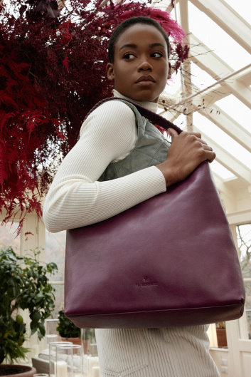 Fotoservizio/FW 23-24/WOMEN/PRESENTAZIONE/IL BISONTE/DP2/12