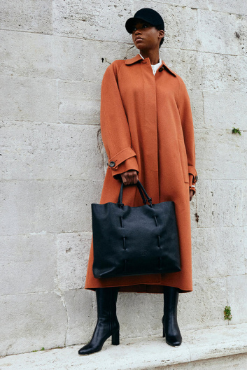 Fotoservizio/FW 23-24/WOMEN/PRESENTAZIONE/IL BISONTE/DP2/21