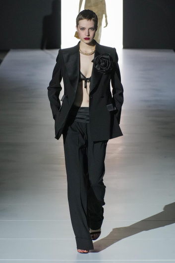 Fotoservizio/FW 23-24/WOMEN/SFILATA/DOLCE & GABBANA/DP2/14